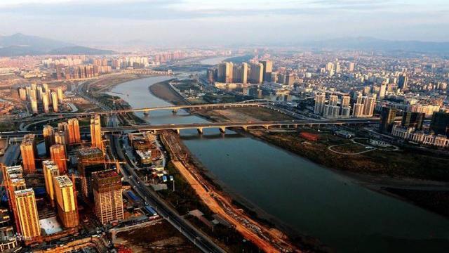 福建的朋友们，大家好！